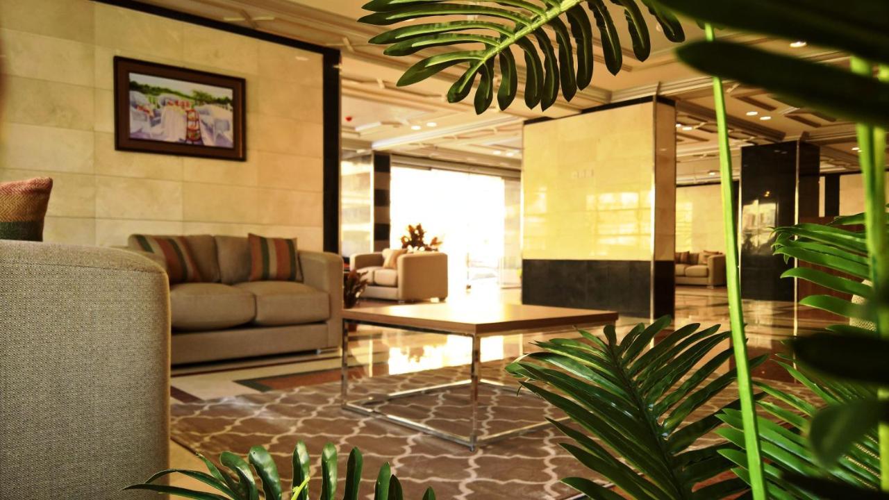 Gold Palace Serviced Apartments Dschidda Exterior foto